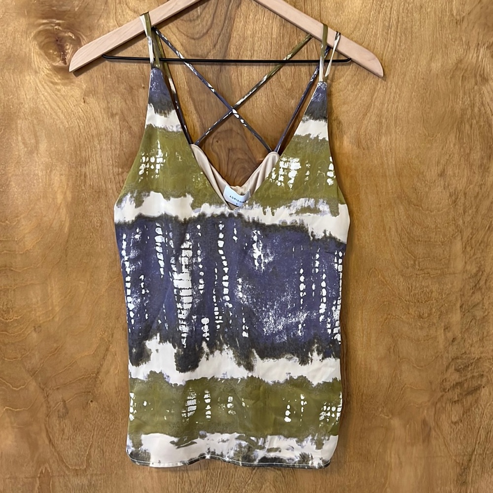 NWOT Adrienne top sz s